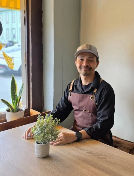 Nui,Thapanapong Trongarchakaew - Best Thai Food Monterey